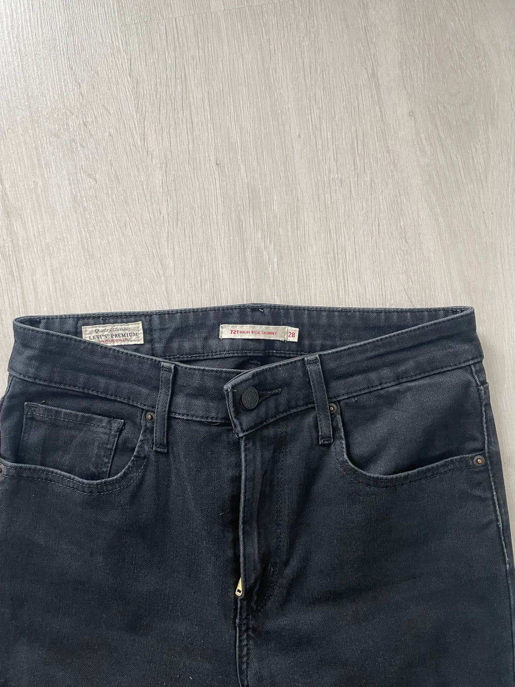 Jean Noir Levis