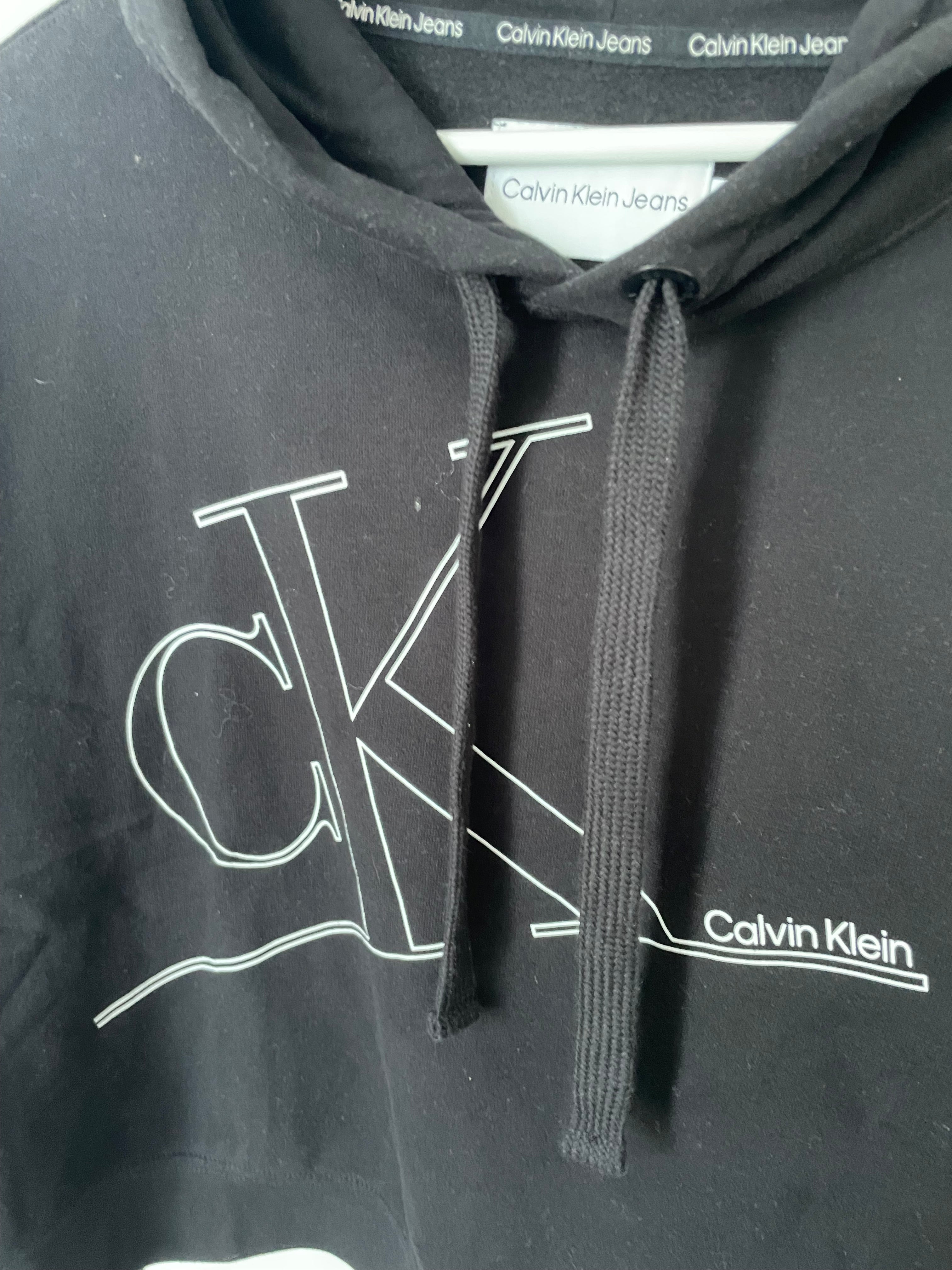 Pull Calvin Klein